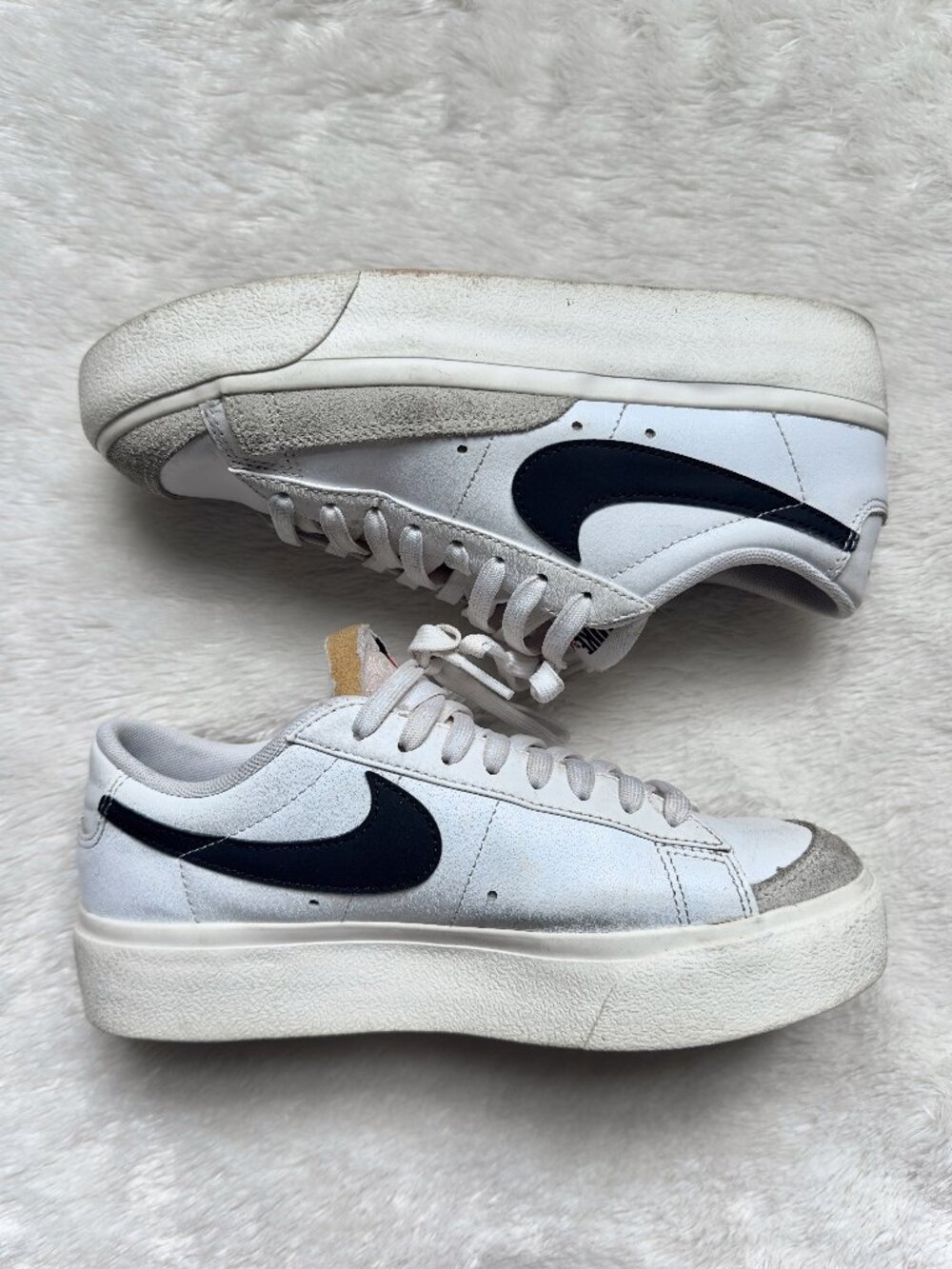 NIKE Blazer Low Platform Sneakers